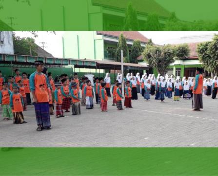 Gelar Apel dan Pawai, Santri Diminta Lebih Giat Cari Ilmu