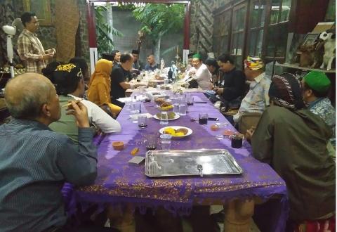 Udeng Ikat Tradisional: Akulturasi Budaya Lokal Dan Agama Islam