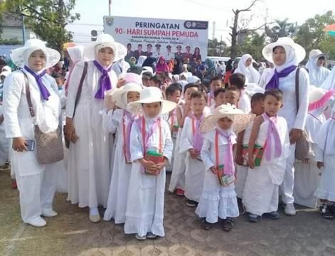 Ribuan Murid TK Muslimat NU Kendal Praktik Manasik Haji