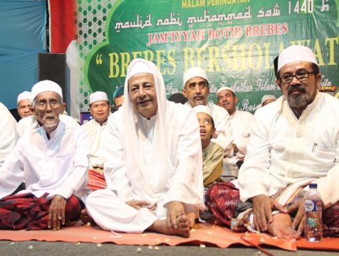Habib Luthfi calls on people to keep sending shalawat on prophet