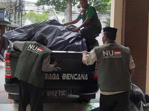 Korban Butuh Makanan, Tim NU Peduli Terus Bagikan Sepuluh Ribu Nasi Bungkus Tiap Hari