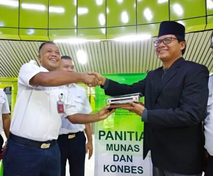 Rombongan Panitia Munas Berangkat dari Stasiun Gambir