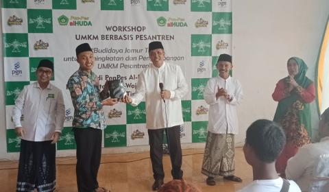 Pesantren empowerment in need of collaboration with other stakeholders