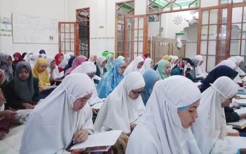 Pesantren Darussalam Kartasura Sukoharjo Minta Santrinya Tidak Golput