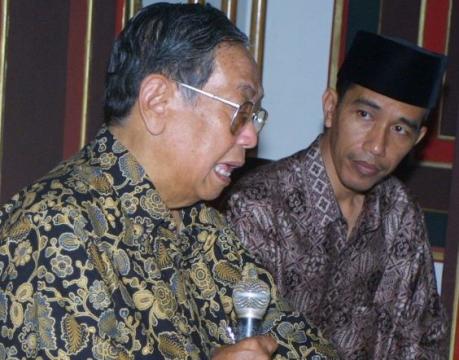 Ditemukan Foto Jokowi Bersama Gus Dur