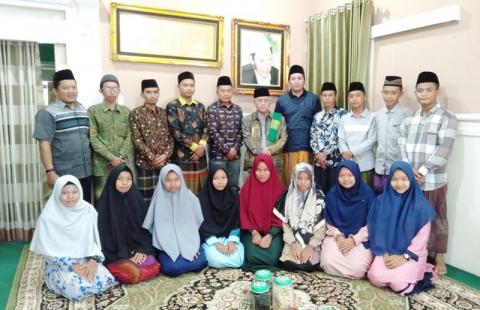 Enam Mahasiswa STAI Purworejo Terima Beasiswa Baznas Riau