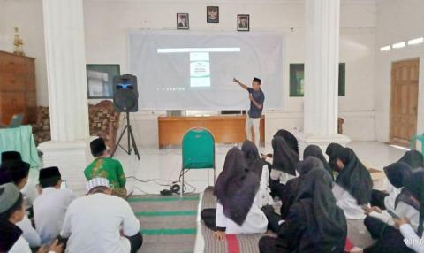 IPPNU Jombang Sebut Desain Grafis Sarana Berdakwah di Medsos