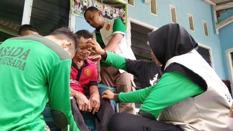 Banser Husada Lampung Ajak Masyarakat Sedekah Sampah