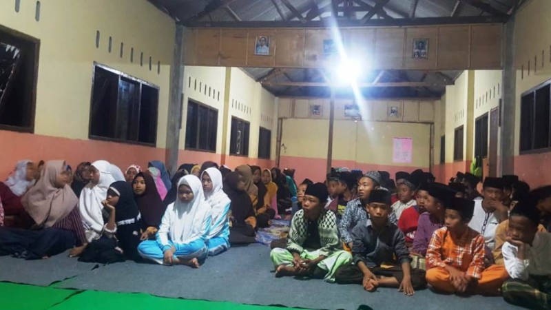 Ratusan Santri dan Pelajar di Lombok Timur Masuk IPNU 