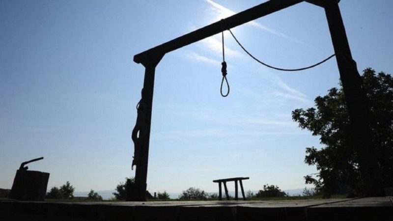 Pembunuh Imam Shalat di Iran Dieksekusi Gantung di Depan Umum