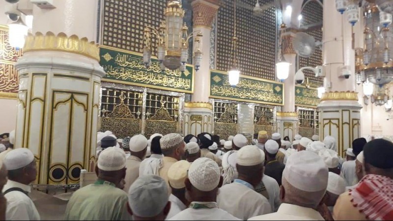 Dua Magnet di Masjid Nabawi yang Sedot Jamaah 