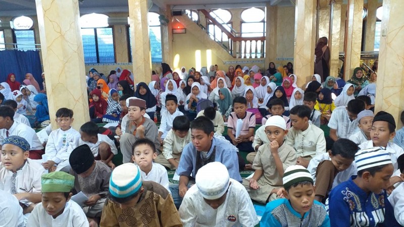 MWCNU Matraman dan Kemenag Jaktim Syiarkan Muharram Bersama 230 Yatim