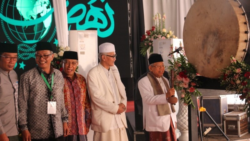 Pukul Beduk, KH Maruf Amin Buka Rapat Pleno PBNU 2019