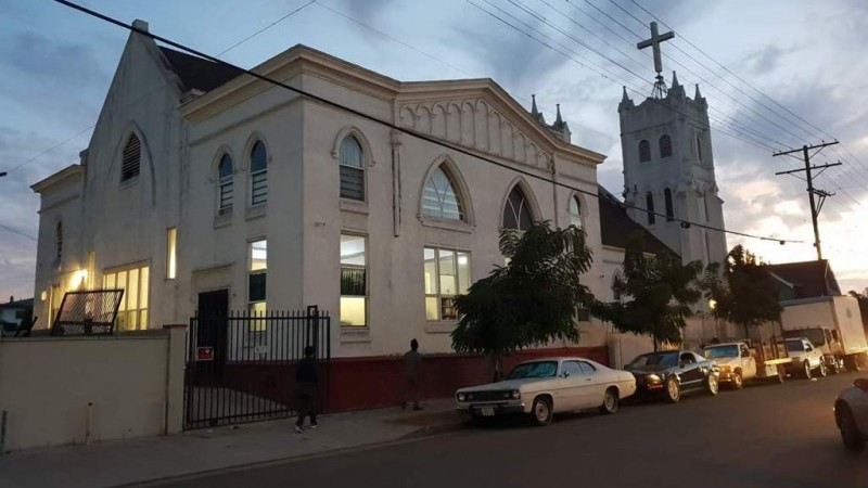 Cerita di Balik Masjid Bersalib di Los Angeles