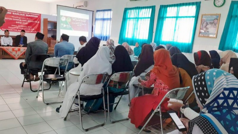 Peringati Hari Santri 2019, SMK Banjar Mandiri Bedah Film Sang Kiai