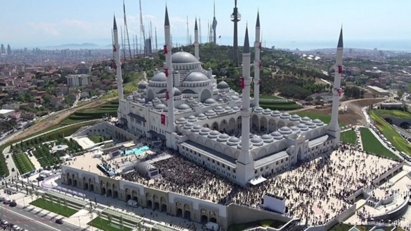 2 Arsitek Perempuan Ini Rancang Masjid Terbesar di Turki