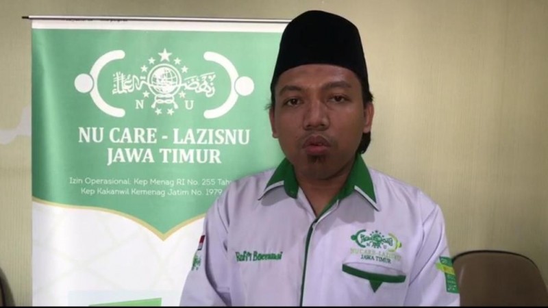 Bersedekah Berhadiah Umrah di Malam Puncak Hari Santri Jawa Timur