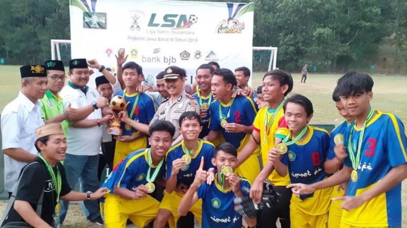 Pesantren Riyadul Mutaalimin Bogor Juarai LSN Regional Jabar IV 2019