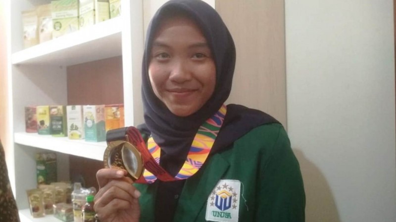 Mahasiswi Unusa Bawa Pulang Medali Emas Cabang Ski Air Sea Games