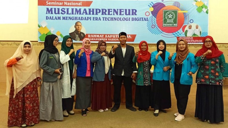 Berdayakan Warga, Fatayat NU Kalbar Gelar Muslimahpreneur 