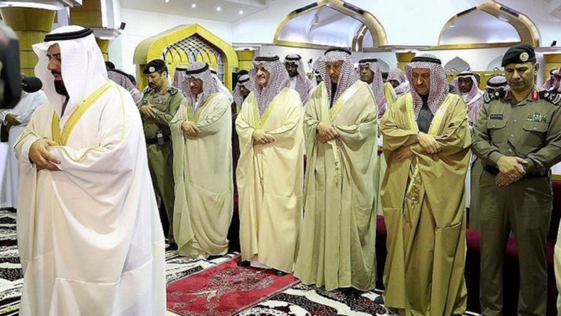 Muslim di Seluruh Saudi Gelar Shalat Istisqa