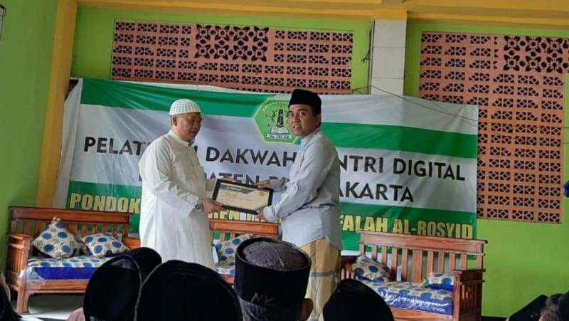 Santri Al-Falah Plered Purwakarta Ikuti Pelatihan Dakwah Digital