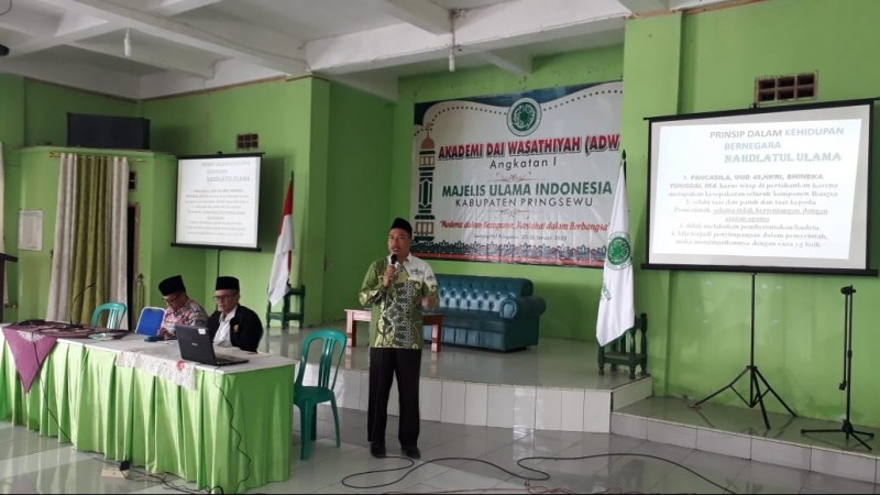 Pentingnya Kehadiran Ormas Islam Mainstream di Indonesia