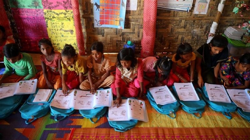Bangladesh Izinkan Anak Rohingya Bersekolah