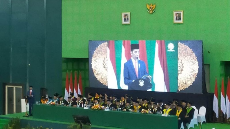 Presiden Puji Kiprah KH Asep Saifuddin Chalim Membangun Pendidikan