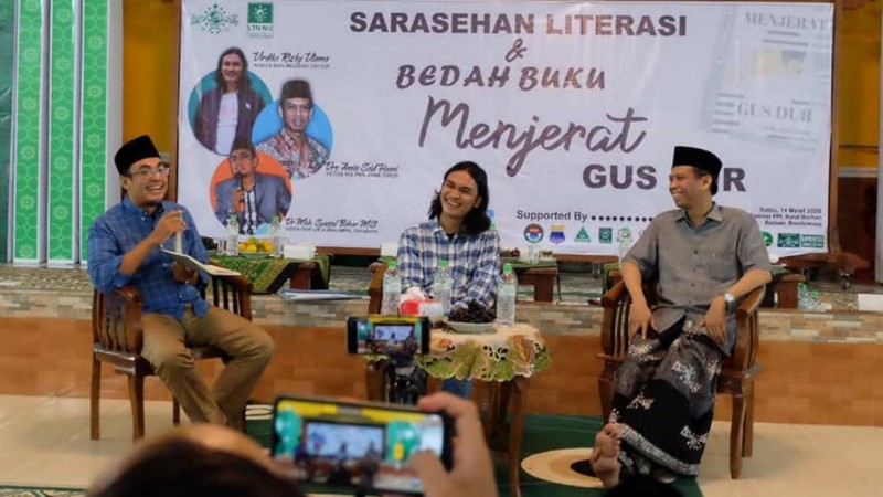 Bedah Buku Gus Dur di Bondowoso Membawa Pesan Cinta Tanah Air