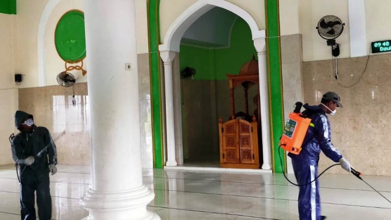Banser Kabupaten Sorong Pastikan Rumah Ibadah Bebas Covid-19