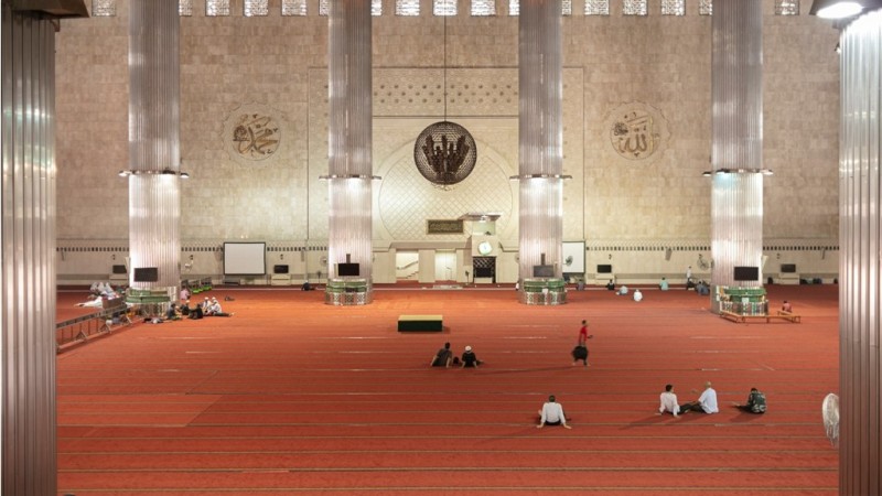 Benarkah Masjid Tempat yang Aman dari Wabah Penyakit?