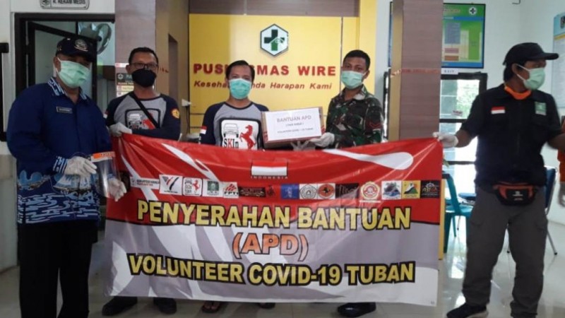 Bantuan APD Warga Tuban untuk Faskes Se-Kabupaten