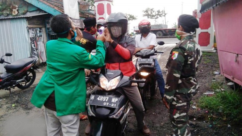 Cegah Wabah Covid-19, Banser Perketat di Perlintasan Semarang Demak