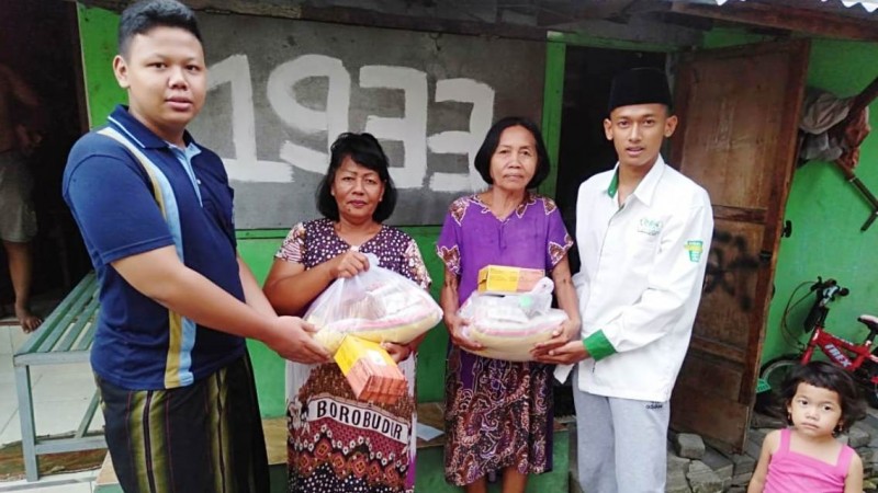 UPZIS NU di Sidoarjo Santuni Dhuafa dan Salurkan Dana Usaha