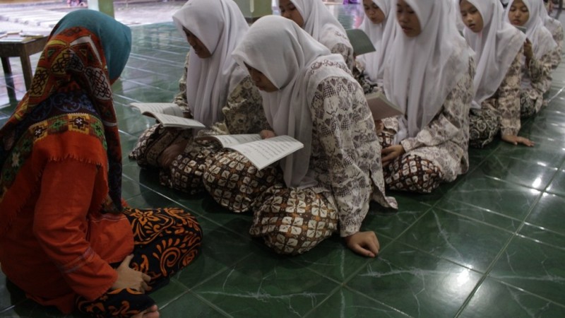 Bolehkan Wanita Haid Mengajar Al-Qur’an?