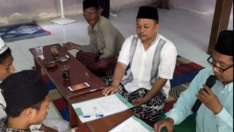 Dengan ‘Besantara’, Dua Santri Bawean Bisa Nyantri di Gus Baha