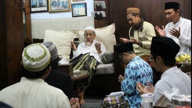 Mbah Moen dalam Kenangan para Santrinya di Lampung