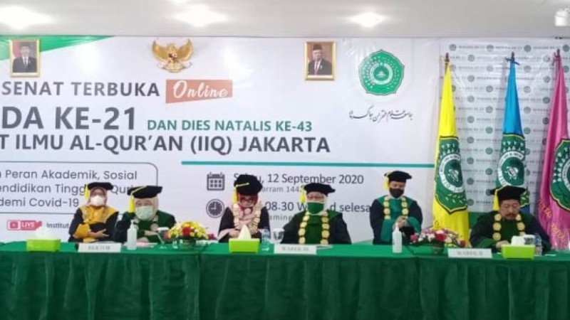 Kepada Wisudawan, Rektor IIQ Jakarta Menitipkan Nilai Al-Qur’an dan Akhlak Terpuji
