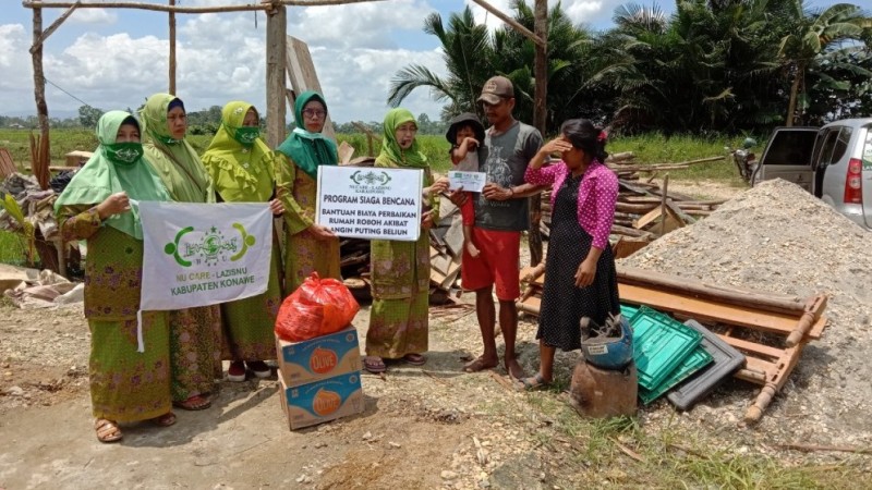 Puting Beliung Rusak Rumah dan Madrasah di Konawe, LAZISNU Kirim Bantuan