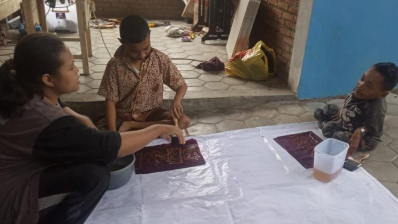 Rumah Inklusif Kebumen Produksi Batik Pegon untuk Keberlangsungan Keluarga Difabel