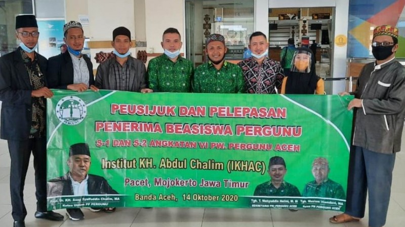 Pergunu Aceh Antarkan Penerima Beasiswa ke IKHAC Jatim