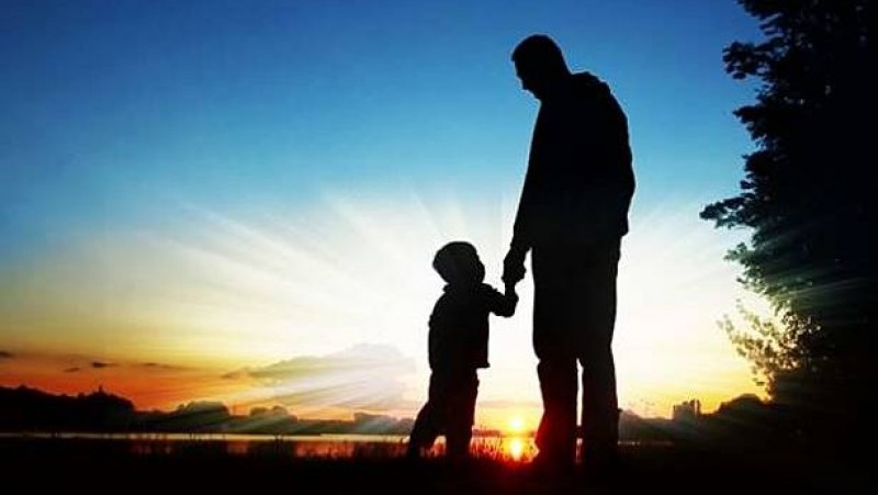 Ayah Harus Jadi Teladan Baik karena Tercermin pada Perilaku Anak