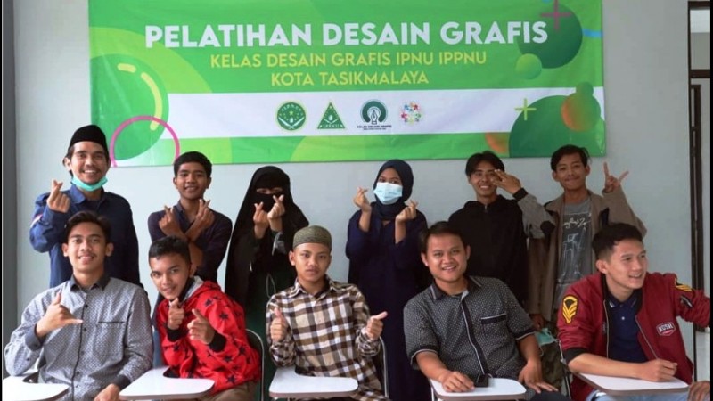 IPNU dan IPPNU Kota Tasikmalaya Fasilitisi Pelajar yang Berminat Belajar Desain Grafis