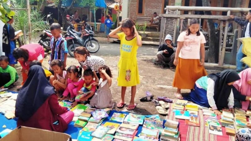 Pelajar NU Japura Kidul Punya Perpustakaan Keliling dengan Ratusan Buku Dibaca Pelajar Tiap Minggu