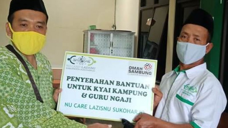 Ratusan Kiai Kampung dan Guru Ngaji Sukoharjo Terima Bantuan Sembako dari LAZISNU 