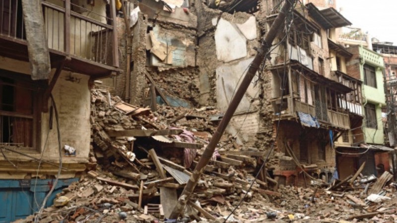 Gempa penyebab adalah tektonik terjadinya bumi Pengertian Gempa