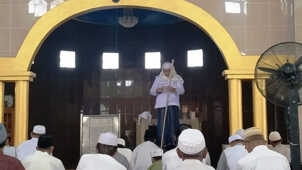 Hukum Khatib Tidak Membaca Shalawat Saat Khutbah Jumat | NU Online Jatim