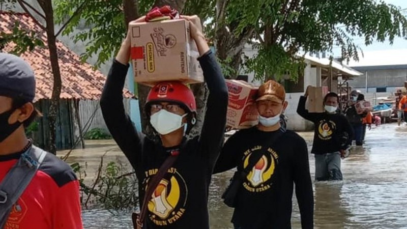 11.628 KK Terdampak Banjir Bekasi, Relawan NU Terus Salurkan Bantuan