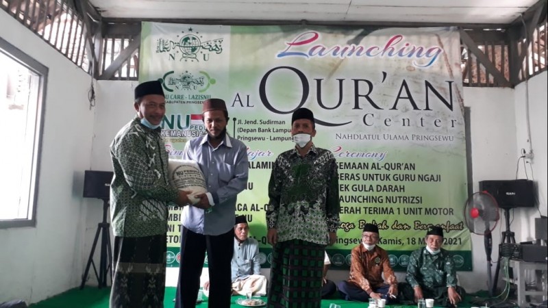 Bakti Sosial dan Khataman Qur’an Warnai Peluncuran Al-Qur’an Center NU Pringsewu